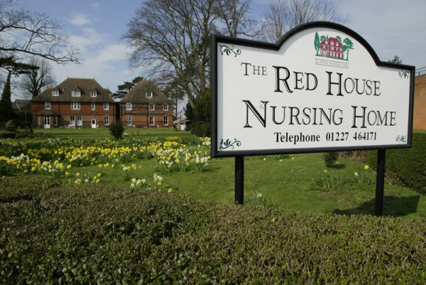 RedHouse Nursing Home in the spring - Canterbury