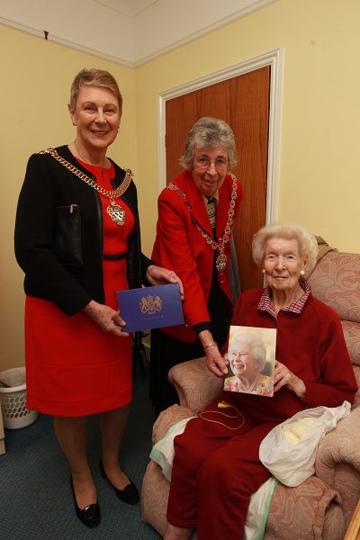 Lord Mayor visits the Redhouse